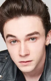 Фотография актёра Марк Маккенна