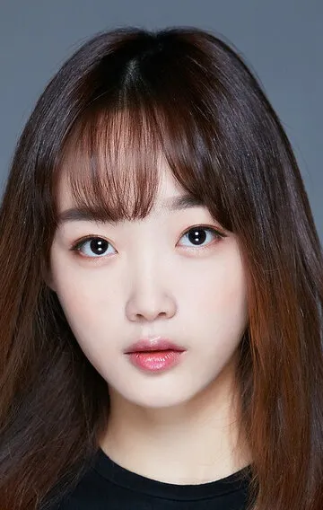 Фотография актёра Ли Ю-ми