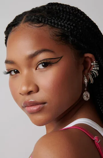 Фотография актёра Лайя ДеЛеон Хэйес