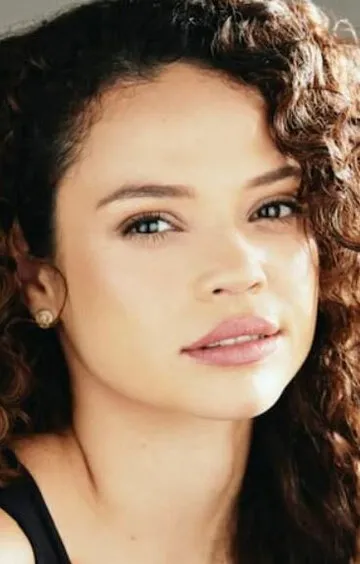 Фотография актёра Наташа Лопес Крус