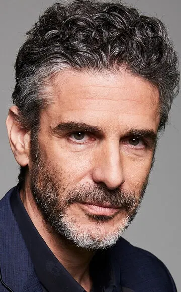 Фотография актёра Леонардо Сбаралья