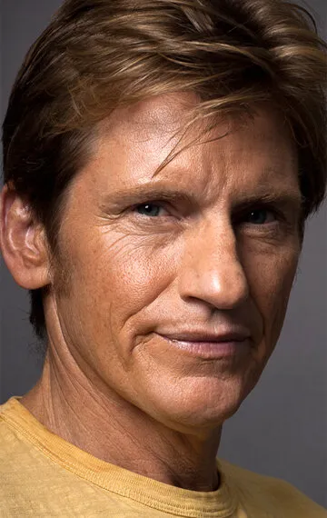 Фотография актёра Дэнис Лири