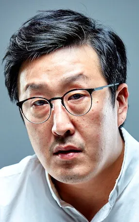 Фотография актёра Хён Бон-щик