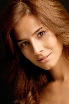 Фотография актёра Озлем Джонкер