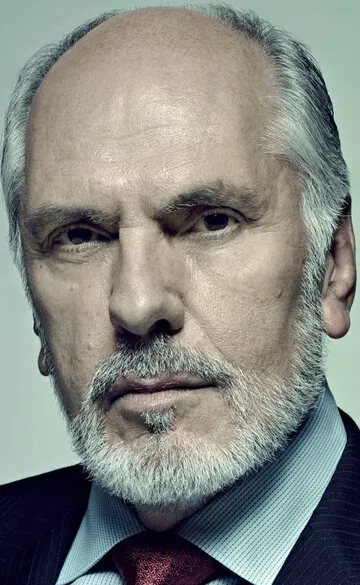 Фотография актёра Майкл Кристофер