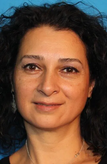 Фотография актёра Зейнеп Дрейфи Зухри