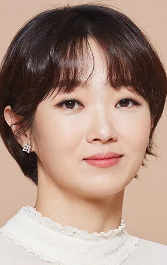 Фотография актёра Ли Бон-нён