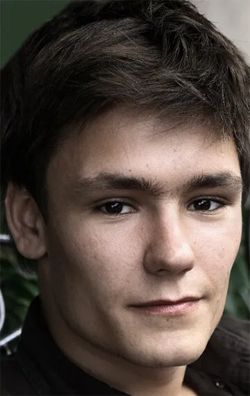 Фотография актёра Бартош Гельнер