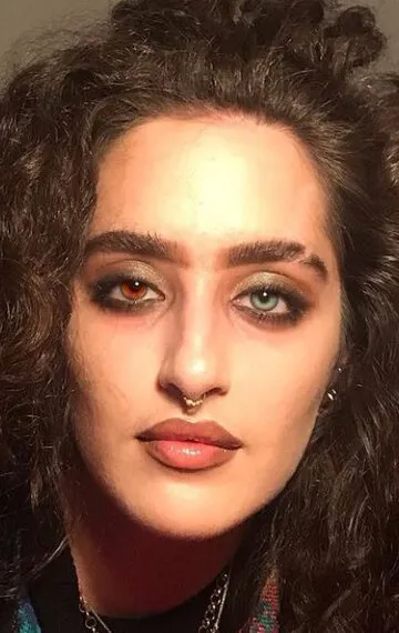 Фотография актёра Джульетт Мотамед