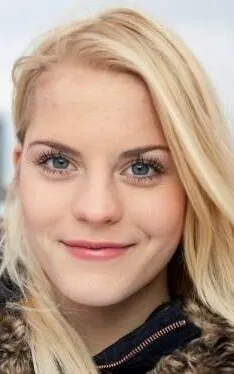 Фотография актёра Ульрикке Фалк