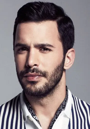 Фотография актёра Барыш Ардуч