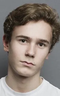 Фотография актёра Тарьей Сандвик Му