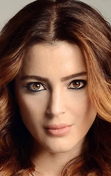 Фотография актёра Мине Чайыроглу