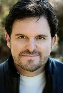 Фотография актёра Леон Клайнгман