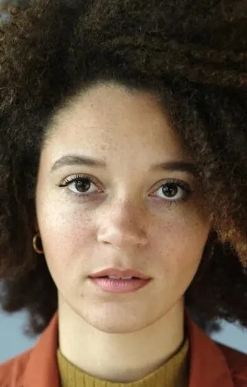 Фотография актёра Джейд Олиеберг