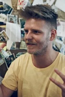 Фотография актёра Люк Снеллин