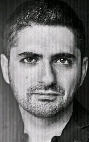 Фотография актёра Умут Даг